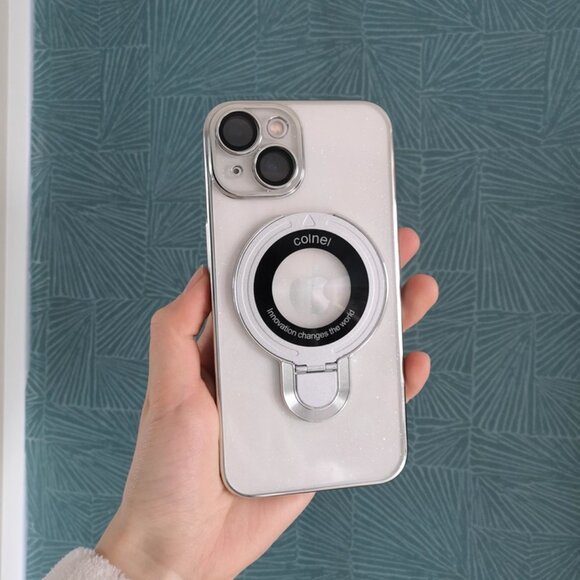 Cream iPhone16 Case - Picture 1 of 2